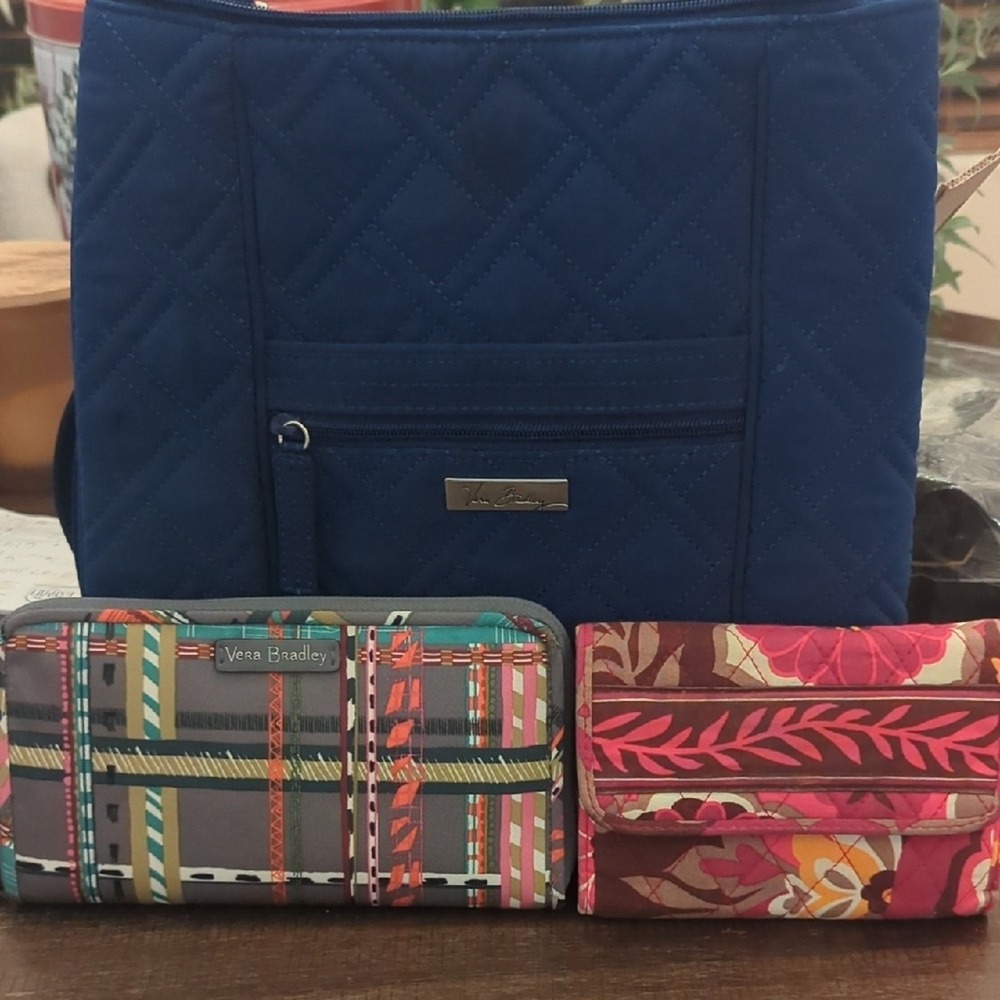 Vera‎ Bradley Navy Quilted Backpack with Colorful Wallet and wristlet